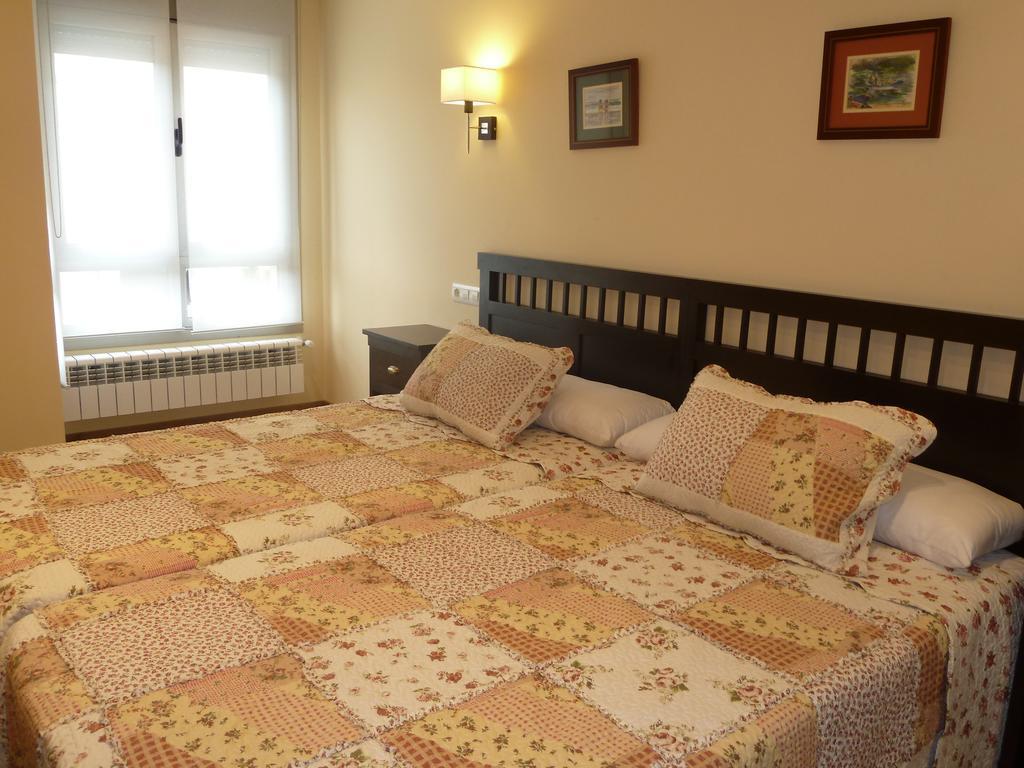 Apartamentos Arcos Del Esva ลัวร์กา ภายนอก รูปภาพ
