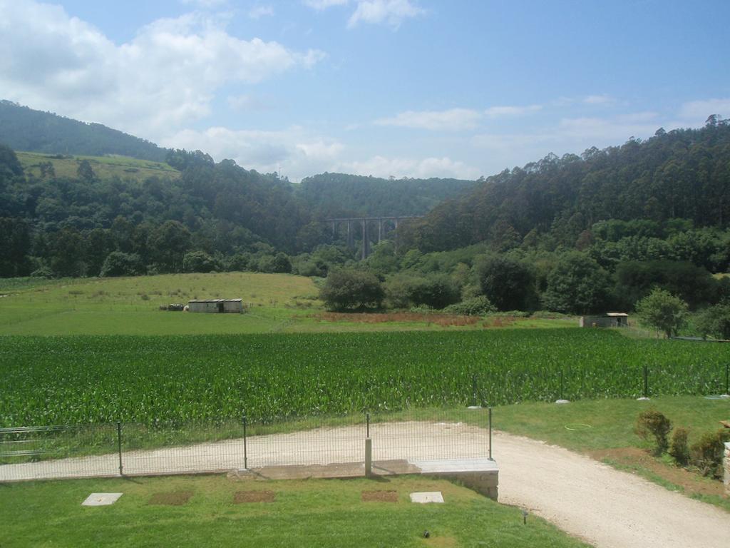 Apartamentos Arcos Del Esva ลัวร์กา ภายนอก รูปภาพ